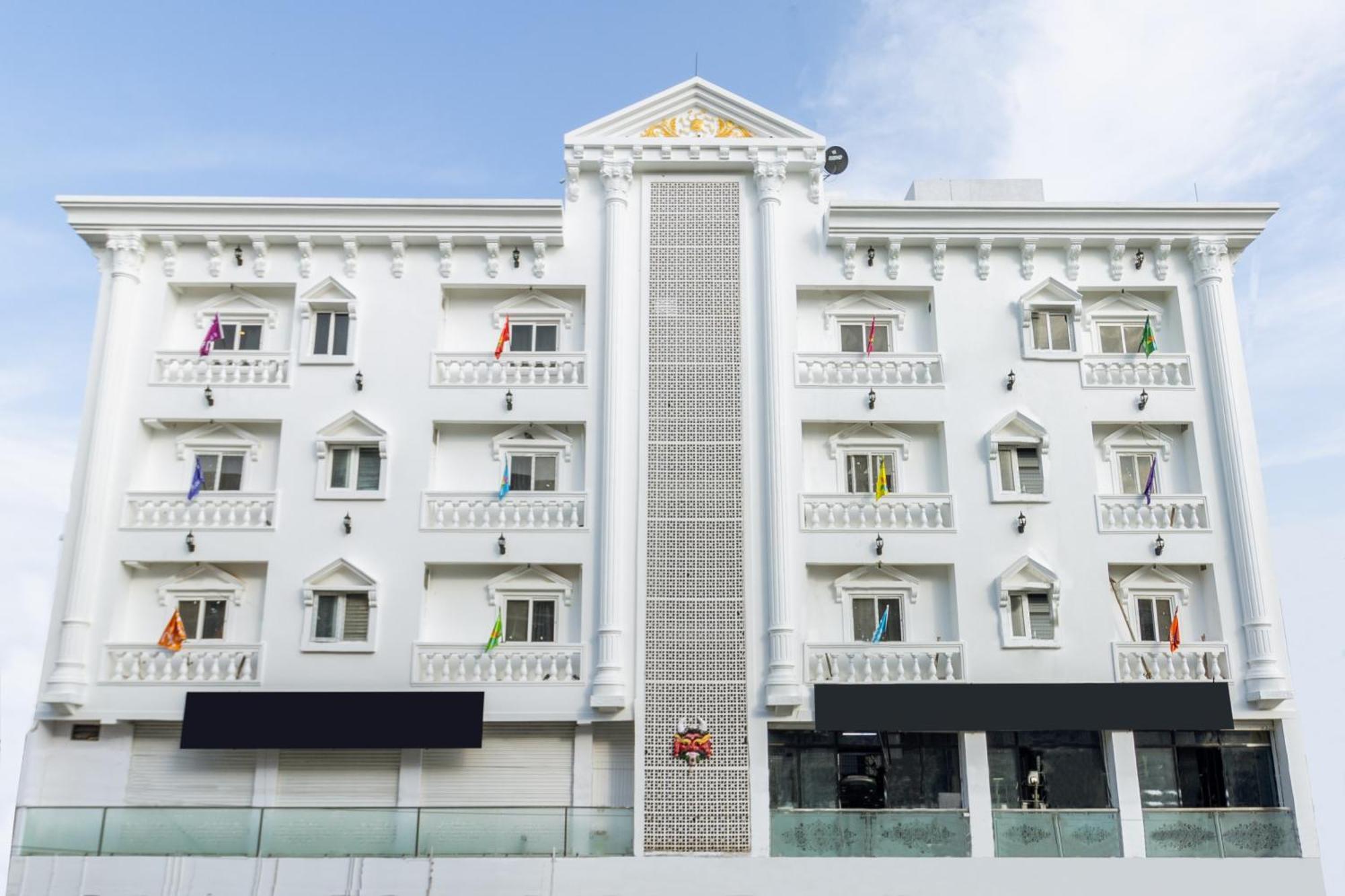 Treebo Seventh Heaven Kukatpally ハイデラバード エクステリア 写真