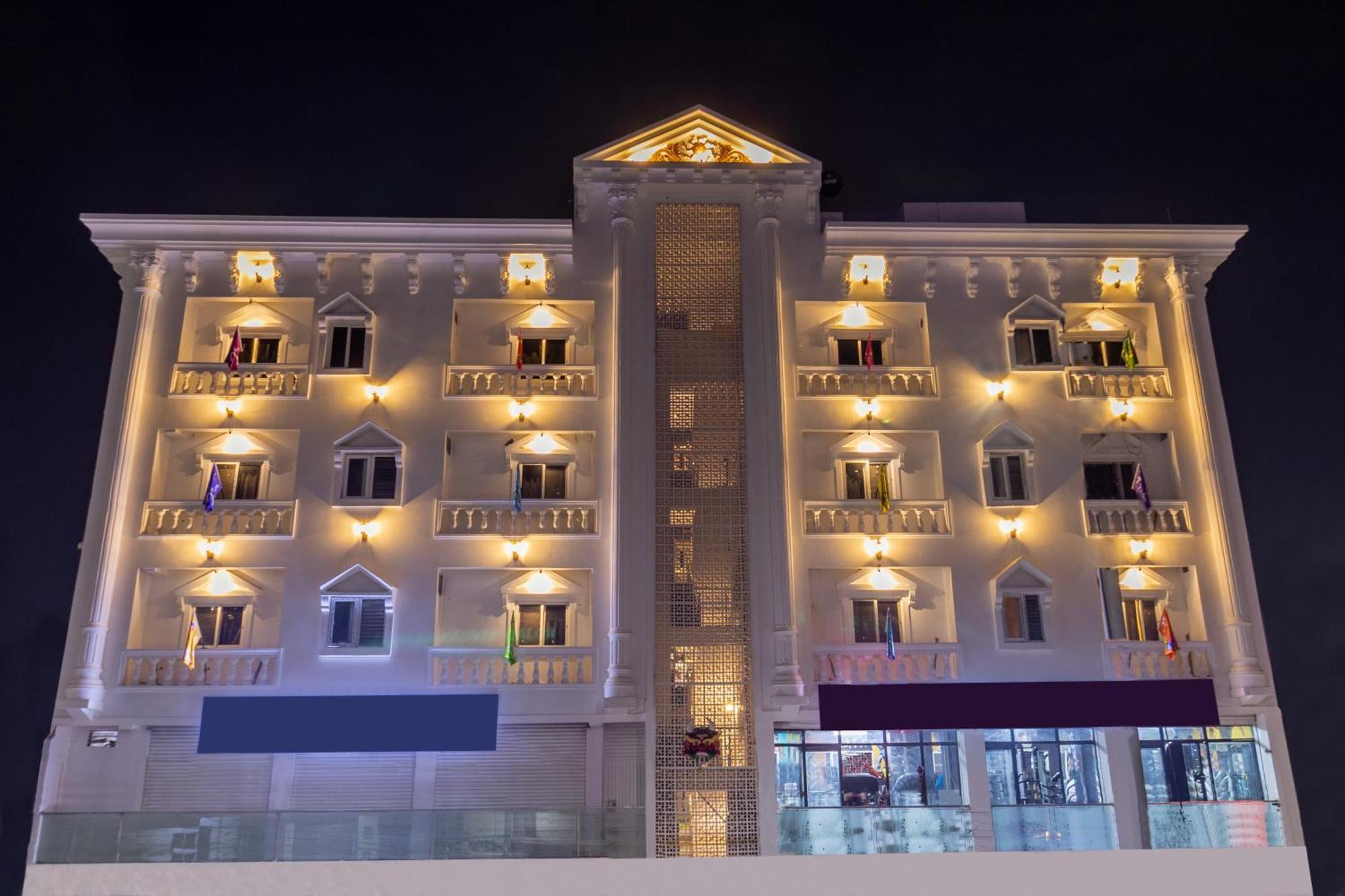 Treebo Seventh Heaven Kukatpally ハイデラバード エクステリア 写真