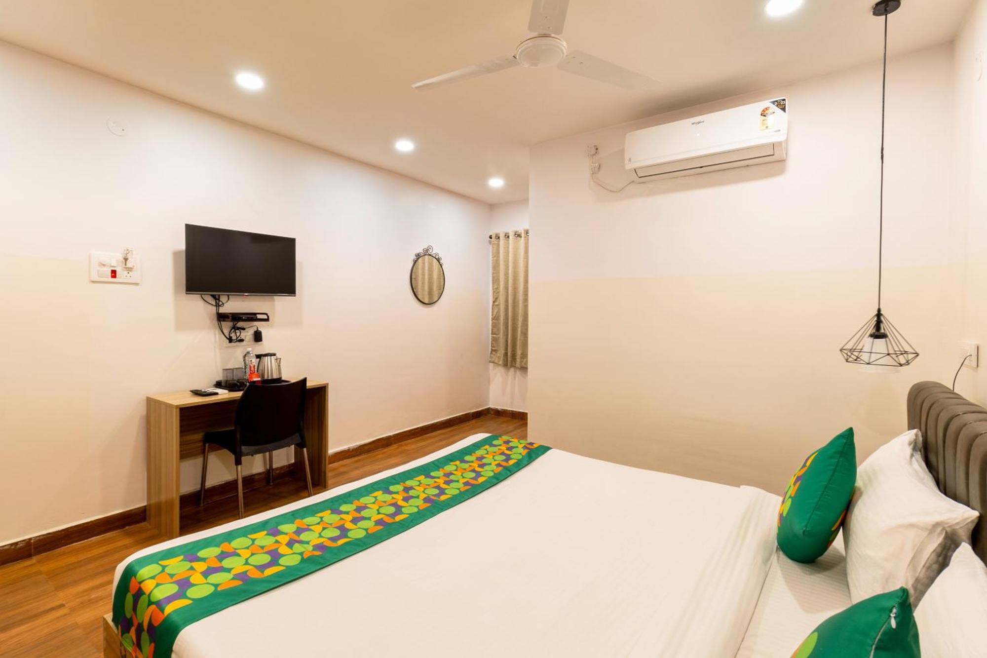 Treebo Seventh Heaven Kukatpally ハイデラバード エクステリア 写真