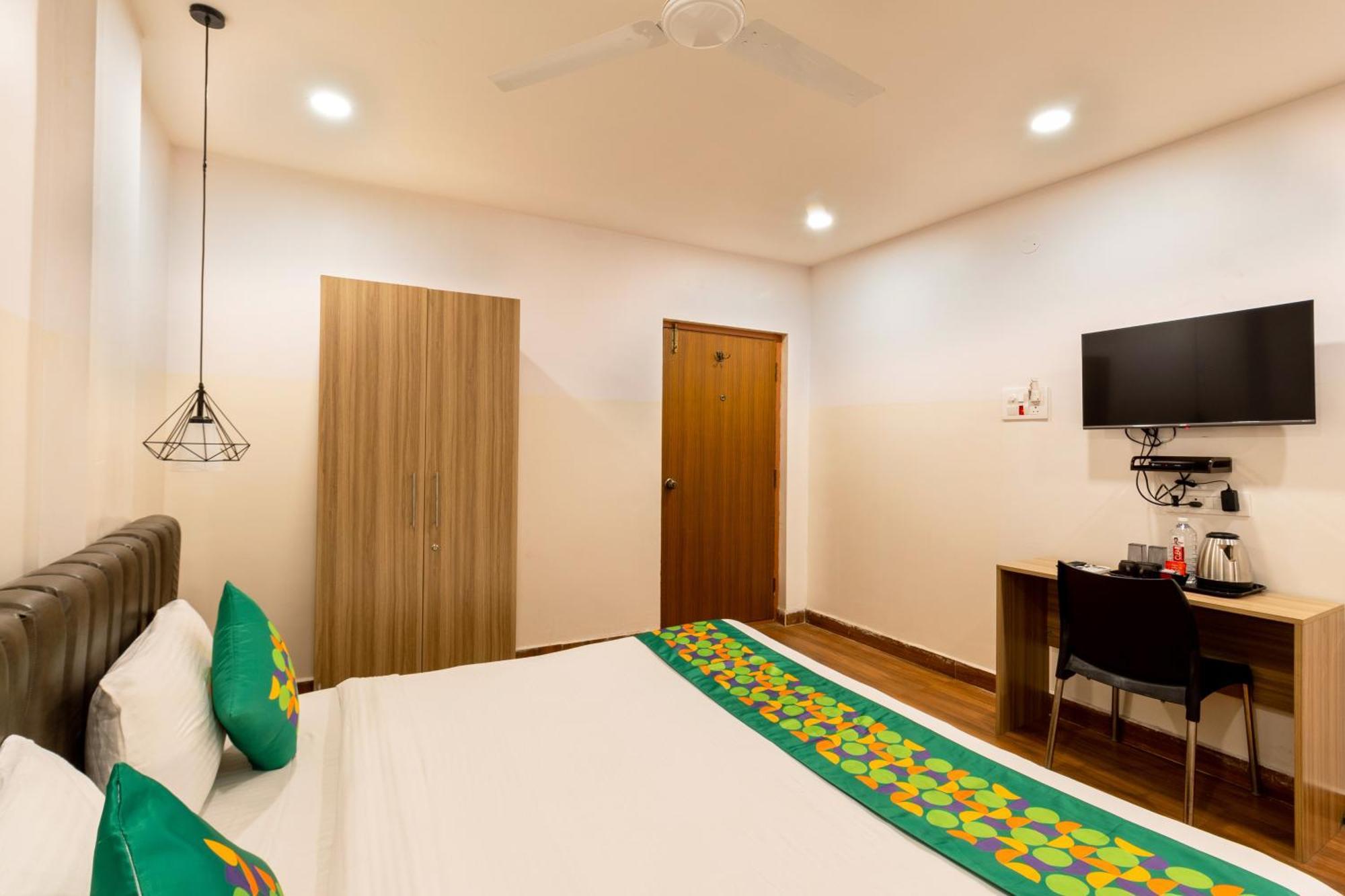 Treebo Seventh Heaven Kukatpally ハイデラバード エクステリア 写真